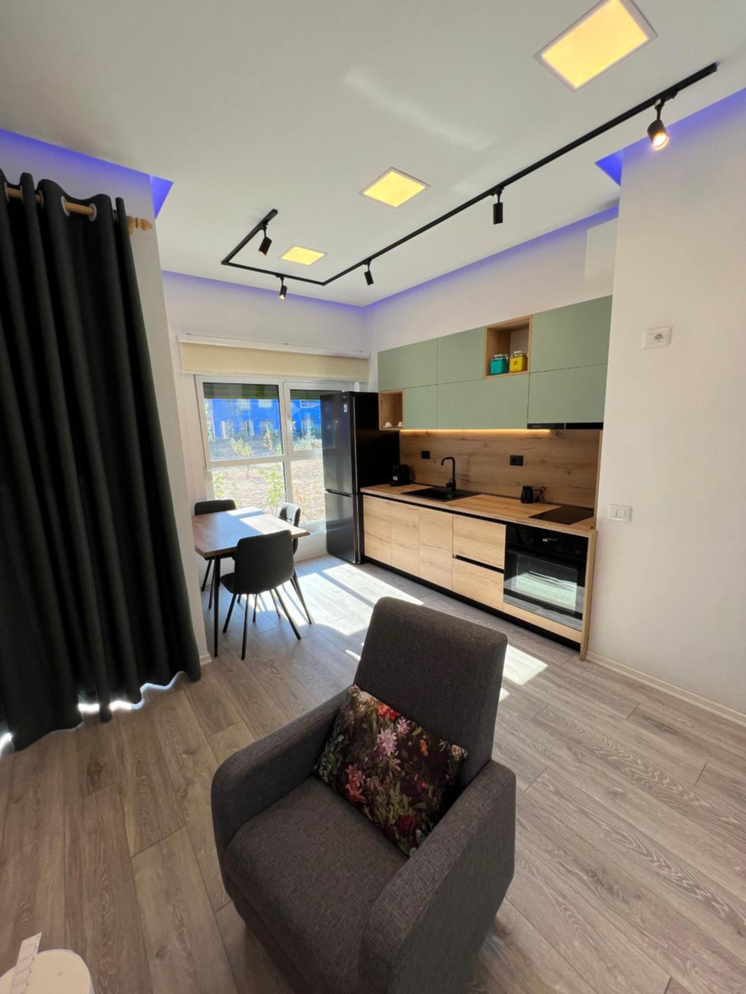 Sunflower Apartment Tiranë Eksteriør bilde